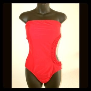 Sale!! Kenneth Cole reaction one piece